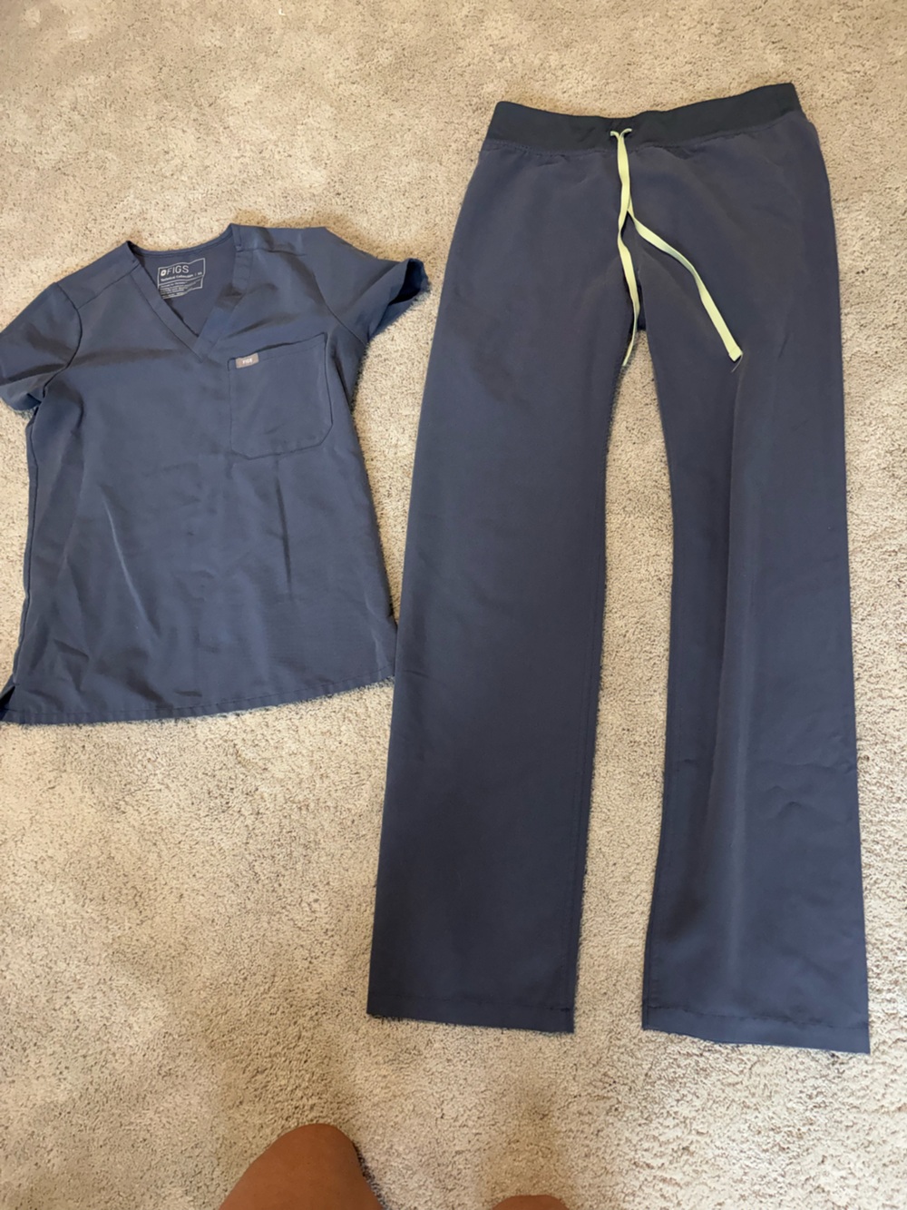 Figs women’s Scrub Pants and Top
